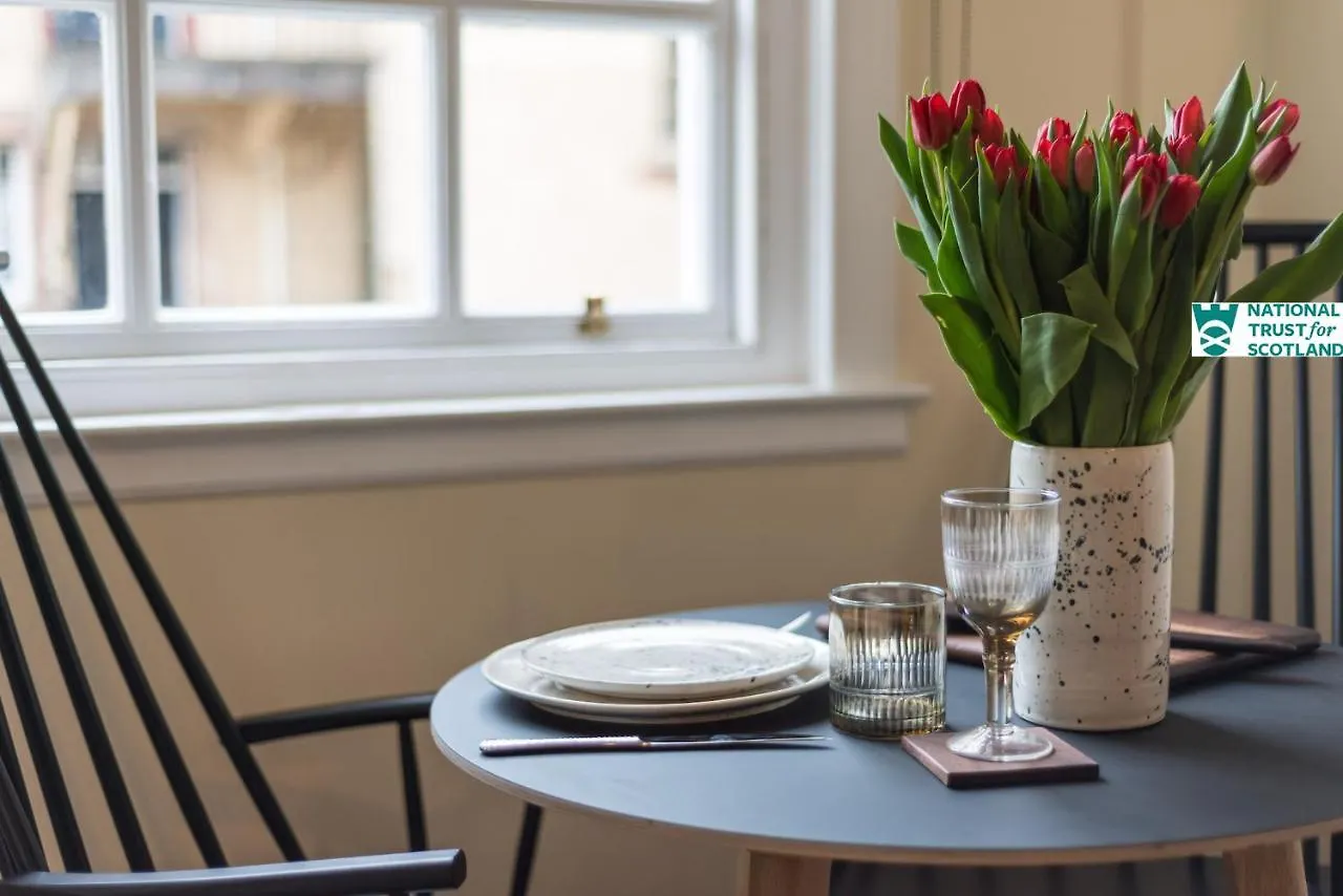 The Riddoch Apartment By The National Trust Scotland 에든버러 0*,  영국
